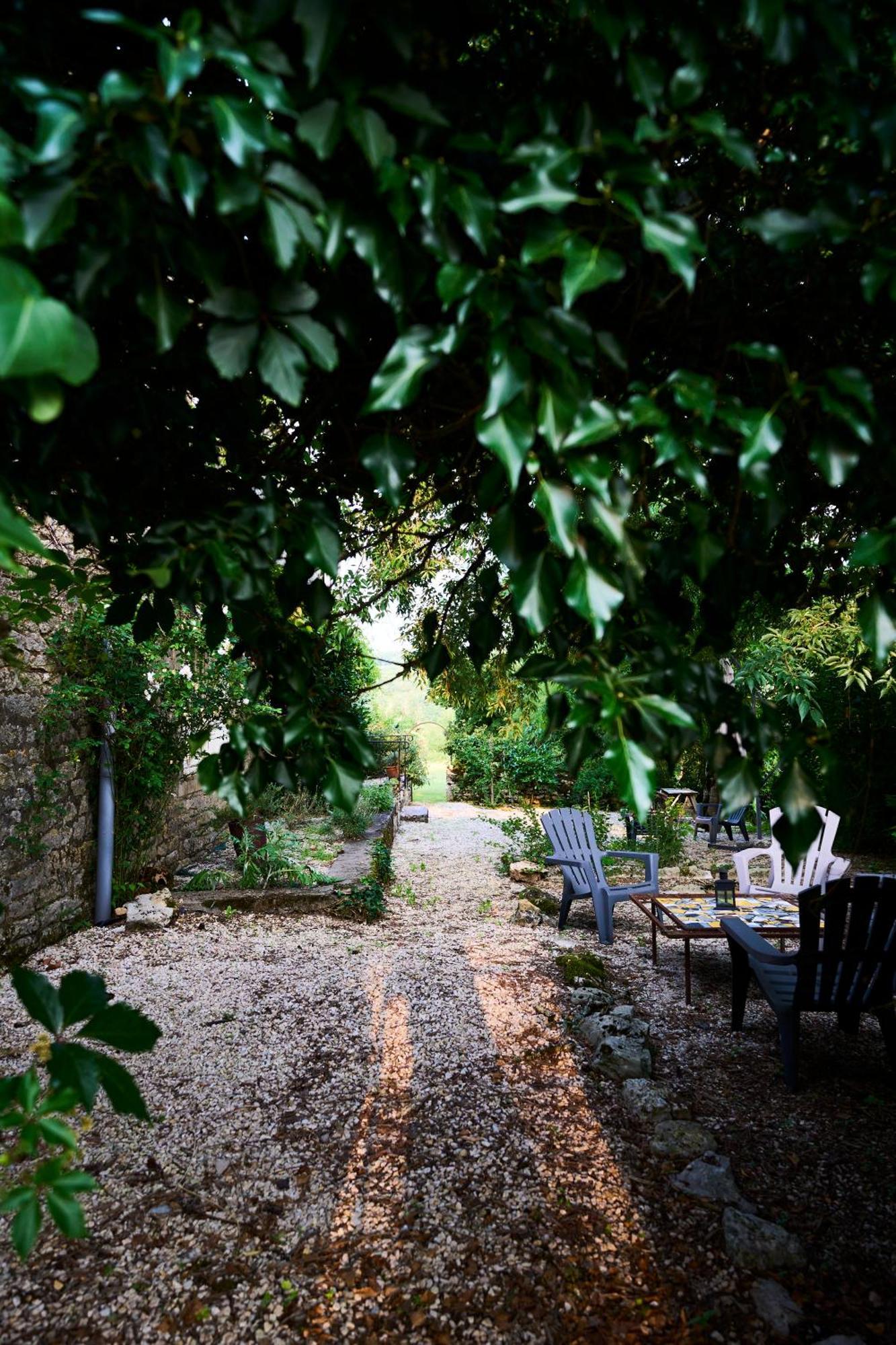 La Ferme De Roquedure Hotel Montfaucon  Екстериор снимка